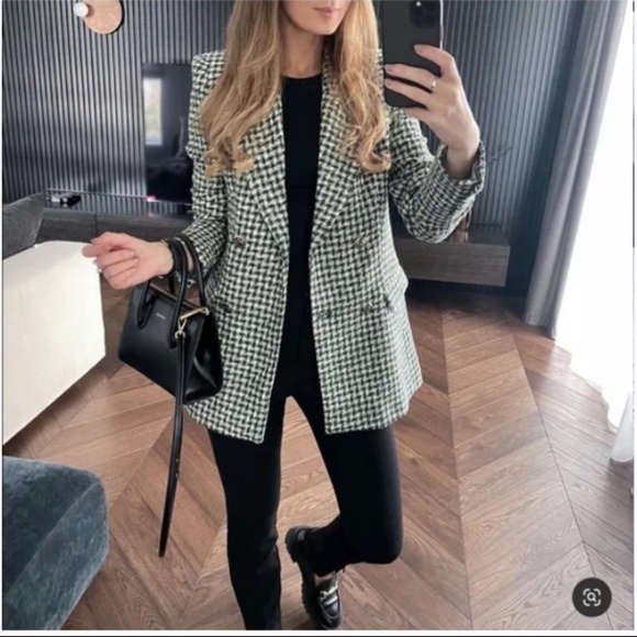 Zara Jackets & Blazers - DOUBLE BREASTED TEXTURED WEAVE JACKET